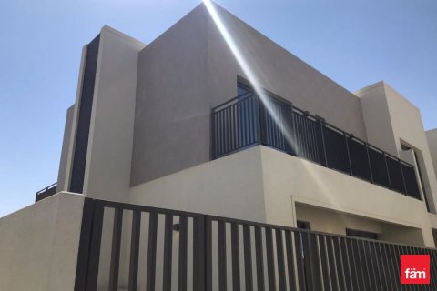 Villa in Dubai 3 bedrooms, 129.9 sq.m. № 71536 - photo 23