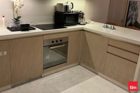 Снять в аренду квартиру в Пальме Джумейре, Дубай: 1 спальня, 100м², № 71538 - фото 10