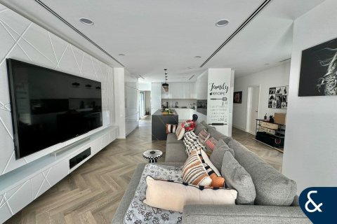 Купить виллу в Green Community Motor City, Motor City, Дубай: 4 спальни, 399м², № 76053 - фото 4