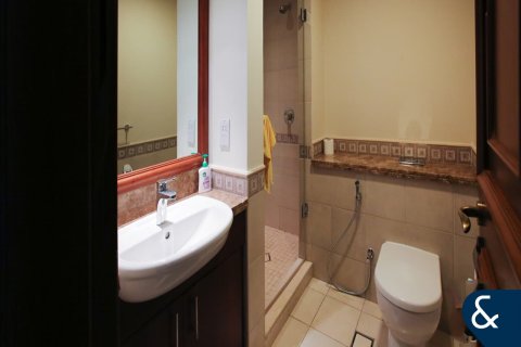 Купить квартиру в Golden Mile, Пальма Джумейра, Дубай: 2 спальни, 167м², № 76052 - фото 13