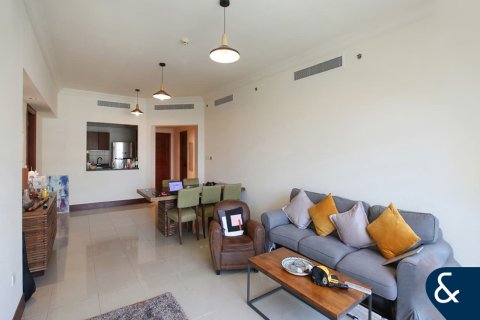 Купить квартиру в Golden Mile, Пальма Джумейра, Дубай: 2 спальни, 167м², № 76052 - фото 2