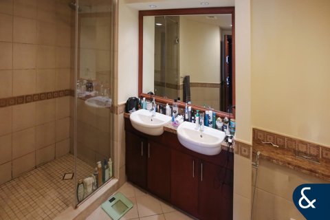 Купить квартиру в Golden Mile, Пальма Джумейра, Дубай: 2 спальни, 167м², № 76052 - фото 10