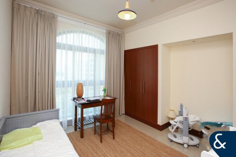 Купить квартиру в Golden Mile, Пальма Джумейра, Дубай: 2 спальни, 167м², № 76052 - фото 12