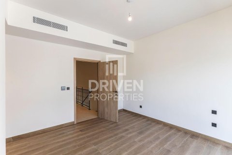 Townhouse in Damac Lagoons, Dubai 4 bedrooms, 144.56 sq.m. № 128223 - photo 8