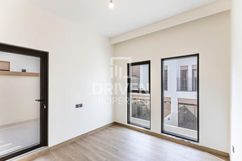 Townhouse in Damac Lagoons, Dubai 4 bedrooms, 144.56 sq.m. № 128223 - photo 12