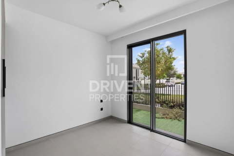 Villa in Harmony, Tilal Al Ghaf, Dubai 4 bedrooms, 404.96 sq.m. № 128220 - photo 9