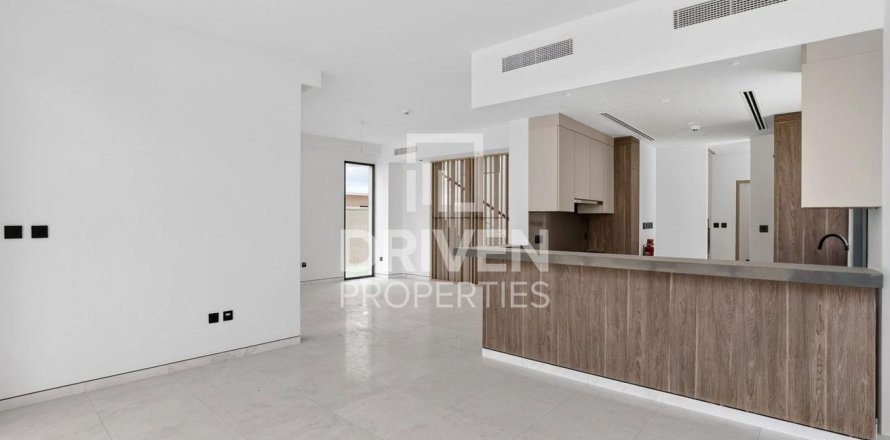Villa in Harmony, Tilal Al Ghaf, Dubai 4 bedrooms, 404.96 sq.m. № 128220