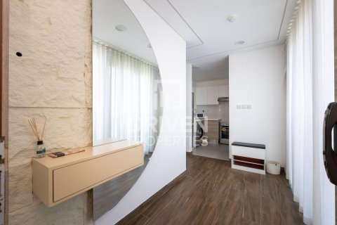Apartment in SOL Bay, Business Bay, Dubai 1 bedroom, 97.83 sq.m. № 128222 - photo 10