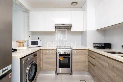 Apartment in SOL Bay, Business Bay, Dubai 1 bedroom, 97.83 sq.m. № 128222 - photo 9