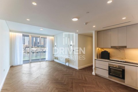 Apartamento en EMAAR Beachfront, Dubai Harbour, Dubai, 2 dormitorios, 117.89 m², № 128231