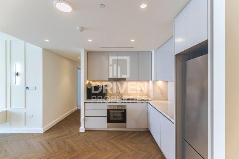 Apartamento en EMAAR Beachfront, Dubai Harbour, Dubai, 2 dormitorios, 117.89 m², № 128231 - foto 2