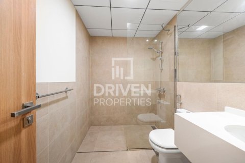 Apartment in Business Bay, Dubai 2 bedrooms, 127 sq.m. № 86546 - photo 6