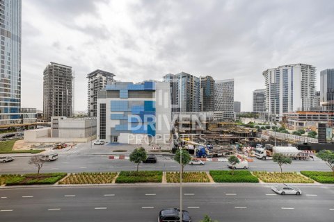 Apartment in Business Bay, Dubai 2 bedrooms, 127 sq.m. № 86546 - photo 17