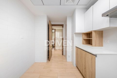 Apartment in Business Bay, Dubai 2 bedrooms, 127 sq.m. № 86546 - photo 10