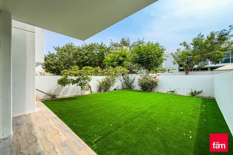 Townhouse in Dubai 3 bedrooms, 210.6 sq.m. № 49549 - photo 3