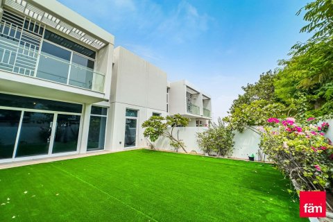 Townhouse in Dubai 3 bedrooms, 210.6 sq.m. № 49549 - photo 2