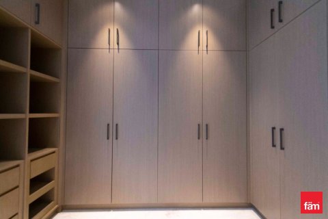 Купить квартиру в Дубае: 4 спальни, 480.9м², № 71678 - фото 13