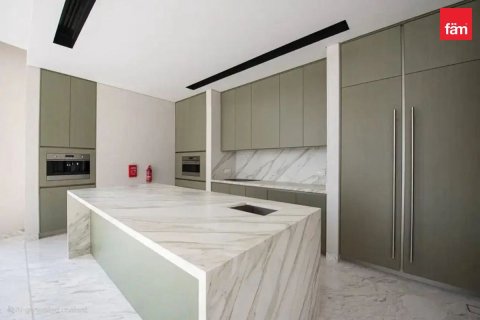 Купить квартиру в Дубае: 4 спальни, 480.9м², № 71678 - фото 7