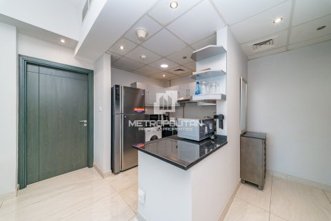 Apartment in Business Bay, Dubai 2 bedrooms, 122 sq.m. № 74099 - photo 7