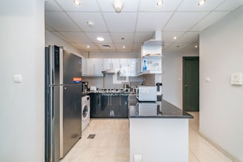 Apartment in Business Bay, Dubai 2 bedrooms, 122 sq.m. № 74099 - photo 6