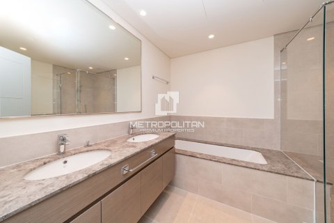 Apartamento en Forte, Downtown Dubai (Downtown Burj Dubai), Dubai, 3 dormitorios, 153 m², № 74098 - foto 17
