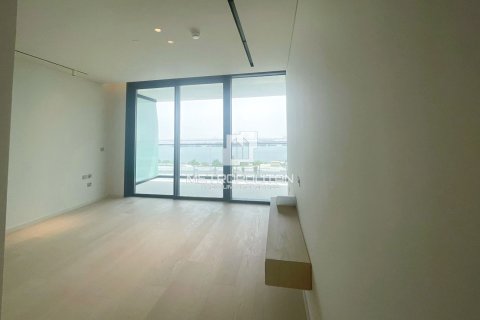 Duplex in Al Jaddaf, Dubai 3 bedrooms, 355 sq.m. № 74062 - photo 5