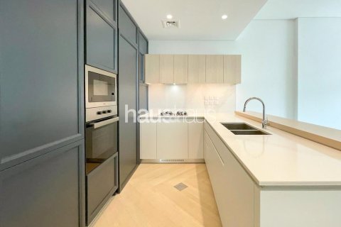 Apartment in Mohammed Bin Rashid City, Dubai 2 bedrooms, 105 sq.m. № 45228 - photo 1