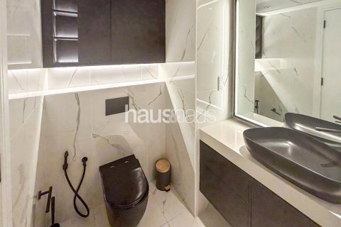 Apartment in Dubai Marina, Dubai 2 bedrooms, 130 sq.m. № 45241 - photo 16