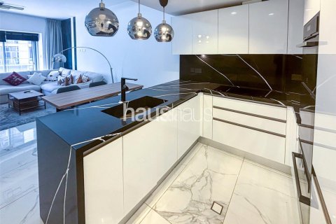 Apartment in Dubai Marina, Dubai 2 bedrooms, 130 sq.m. № 45241 - photo 9
