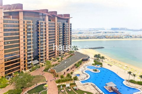 Apartment in Palm Jumeirah, Dubai 1 bedroom, 143 sq.m. № 45229 - photo 1