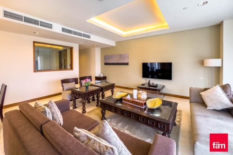 Appartement à Downtown Dubai (Downtown Burj Dubai), Dubai, 3 chambres, 184 m², № 13785 - photo 2
