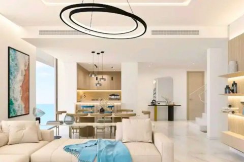 Apartment in Dubai 2 bedrooms, 134.9 sq.m. № 13786 - photo 5
