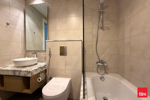 Apartment in Business Bay, Dubai 2 bedrooms, 76.4 sq.m. № 100268 - photo 16