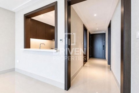 Apartment in Downtown Dubai (Downtown Burj Dubai), Dubai 2 bedrooms, 152.27 sq.m. № 135727 - photo 8