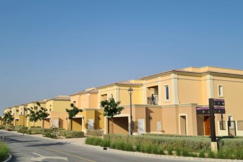 Villa en Dubai, 3 dormitorios, 205 m², № 54715 - foto 2