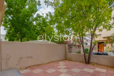Villa en Springs 15, The Springs, Dubai, 3 dormitorios, 434 m², № 38130 - foto 8
