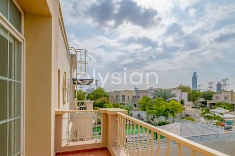 Villa en Springs 15, The Springs, Dubai, 3 dormitorios, 434 m², № 38130 - foto 9