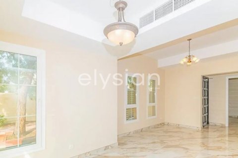Villa en Springs 15, The Springs, Dubai, 3 dormitorios, 434 m², № 38130 - foto 14