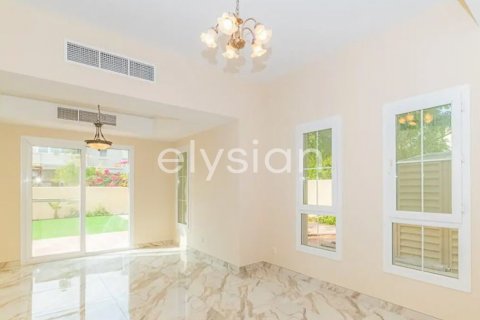 Villa en Springs 15, The Springs, Dubai, 3 dormitorios, 434 m², № 38130 - foto 7