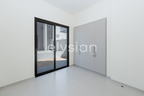 Adosado en EMAAR South, Dubai South (Dubai World Central), Dubai, 3 dormitorios, 177 m², № 38129 - foto 4