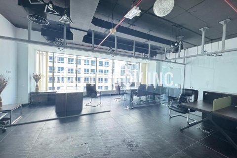 Снять в аренду офис в Бизнес-Бэе, Дубай: 75м², № 38320 - фото 4