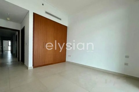 Apartamento en Vida Residence, The Hills, Dubai, 3 dormitorios, 192 m², № 38128 - foto 2