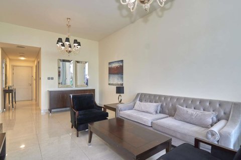 Купить квартиру в Meydan, Дубай: 3 спальни, 451м², № 30206 - фото 1
