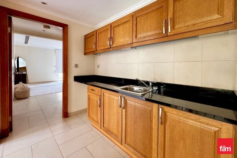 Снять в аренду виллу в Jumeirah Park, Дубай: 4 спальни, 741.8м², № 100193 - фото 13