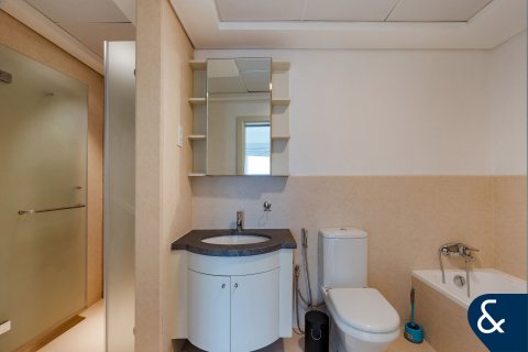 Apartment in The Views, Dubai 1 bedroom, 77 sq.m. № 88969 - photo 12