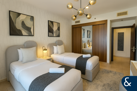 Apartment in Dubai Marina, Dubai 2 bedrooms, 110 sq.m. № 88958 - photo 8