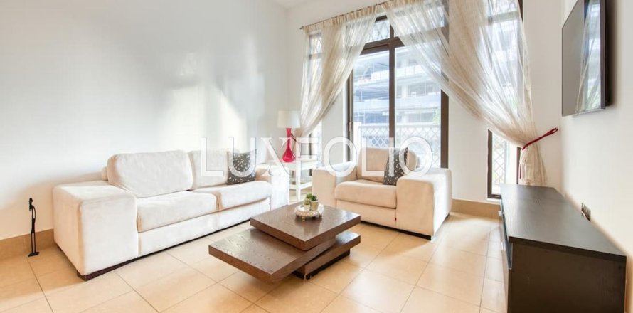Apartamento en Old Town, Dubai, 2 dormitorios, 126 m², № 45580
