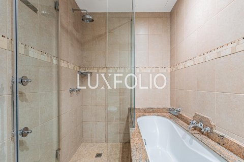 Apartamento en Old Town, Dubai, 3 dormitorios, 183 m², № 45578 - foto 9