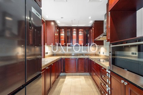 Apartamento en Old Town, Dubai, 3 dormitorios, 183 m², № 45578 - foto 16