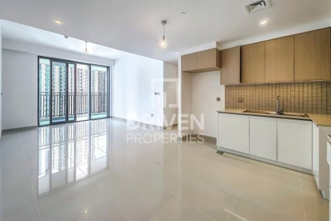 Apartment in 17 Icon Bay, Dubai Creek Harbour (The Lagoons), Dubai 2 bedrooms, 101.64 sq.m. № 127285 - photo 2